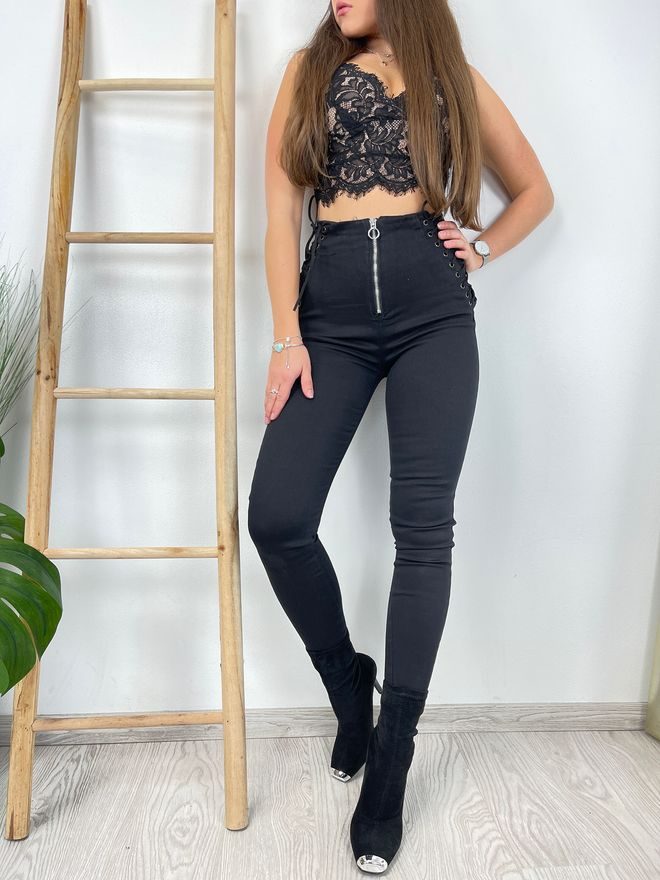 Skinny džíny s vysokým pasem a šněrováním černé