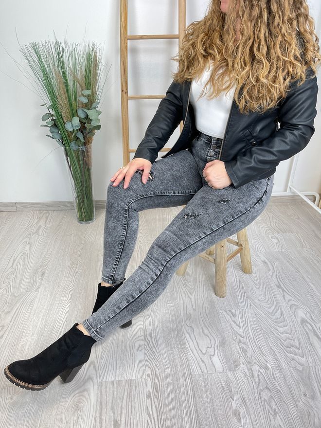 Skinny džíny se zapínáním na knoflíky a trháním šedé