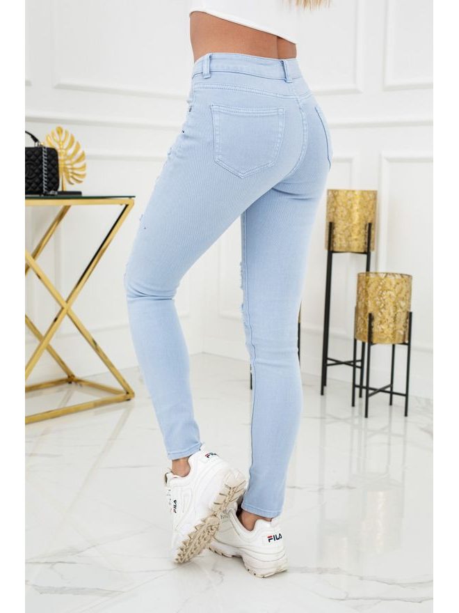 Skinny jeans s trháním ve sv. modré barvě