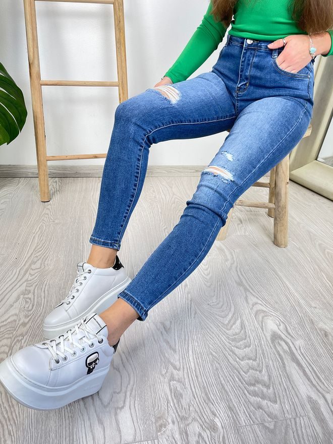 Džíny skinny s trháním modré