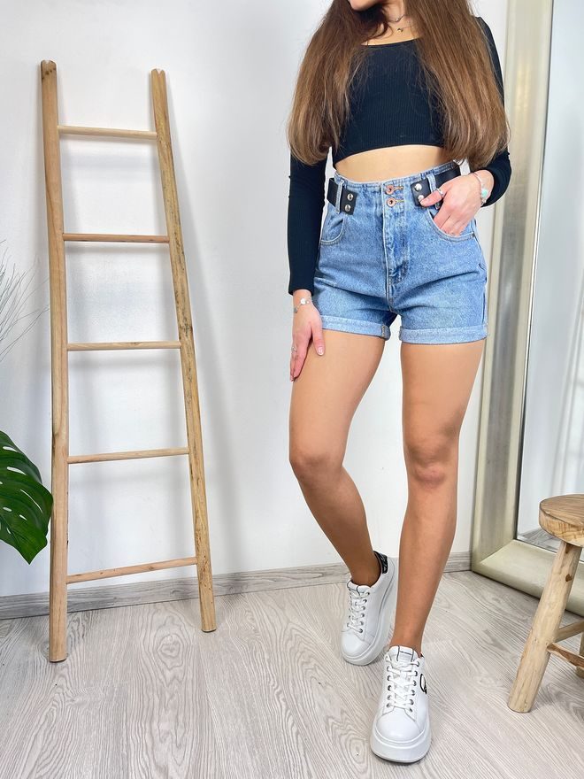 Džínové kraťasy s vysokým pase a páskem se cvočky modré