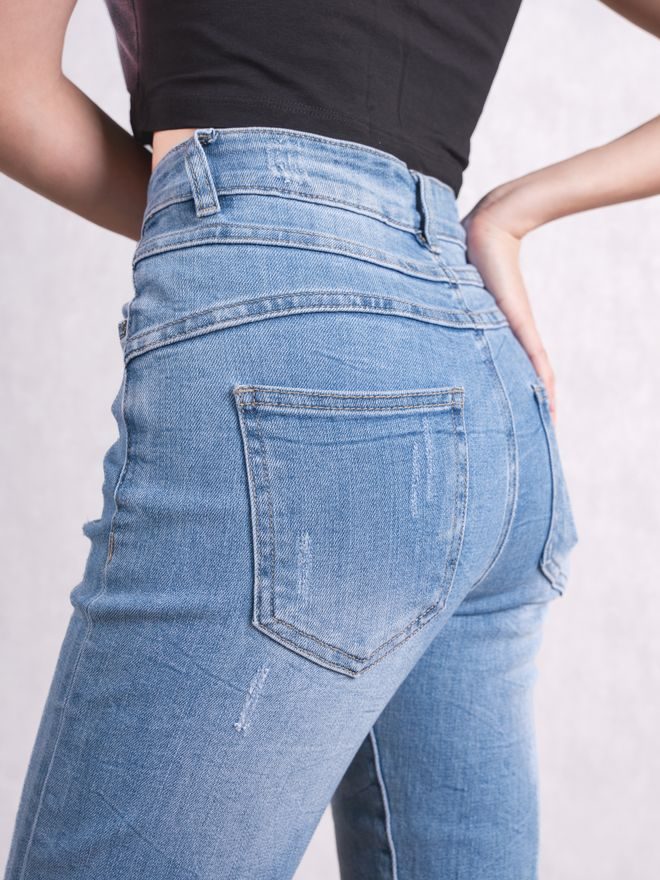 Džíny slim fit
