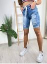 Džínové šortky v pase na gumu a s trháním modré