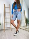 Džínové push up kraťasy s trháním světle modré