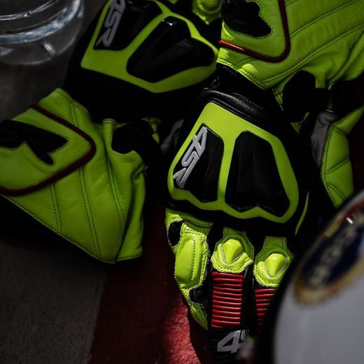 STINGRAY RACE SPEC YELLOW