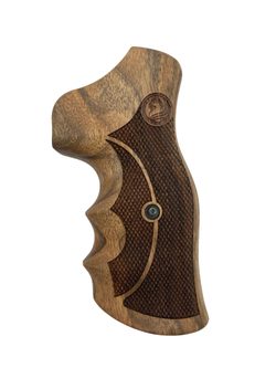 Střenky KSD Ruger GP100 ořech s logem 2