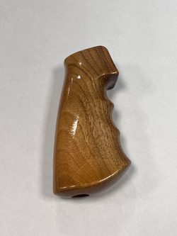 Pistolová rukojeť Kambo Arms pro AR-15 ořech - lakovaný