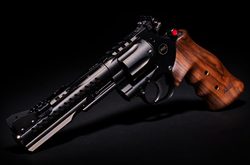 Korth Super Sport GTS .357 Magnum 6" hlaveň