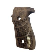 Střenky KSD Sig Sauer P228/229 ořech s bronzovým logem 5