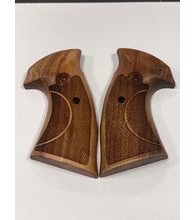 Střenky KSD Smith & Wesson K/L rám round butt Classic ořech