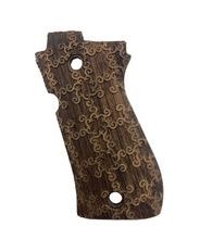 Střenky KSD Beretta Cheetah 81 a 84 ořech 2