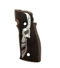 Střenky KSD Sig Sauer P226 SAO, X-Five a X-Six ořech se stříbrným motivem 2