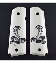 Střenky Hogue 1911 Govt. kobra "Marion Cobretti"