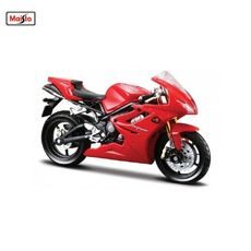 MAISTO TRIUMPH DAYTONA 675 RED 1:18