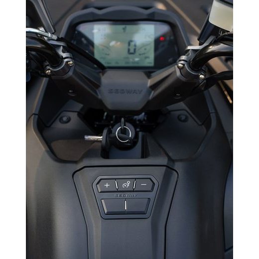 SEGWAY SEGWAY SNARLER AT6 L EPS LIMITED BLACK ABS, T3B