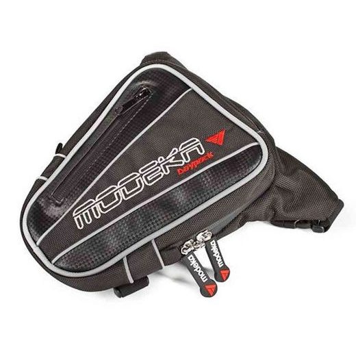 MODEKA BRAŠNA NA NOHU DAYPACK