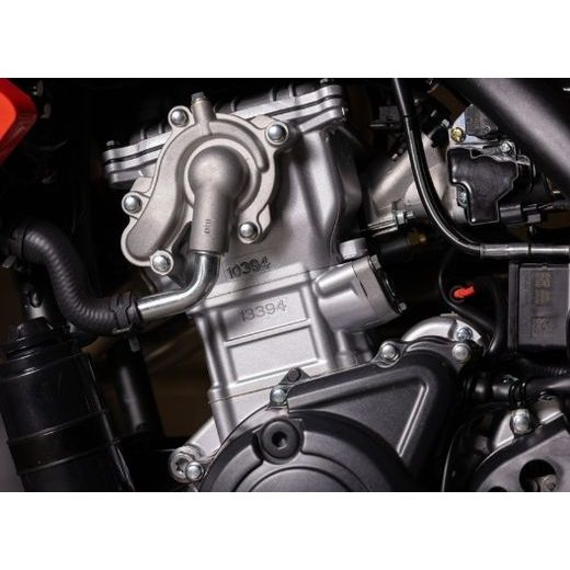 QJ MOTOR COV 125X EURO 5+ RED