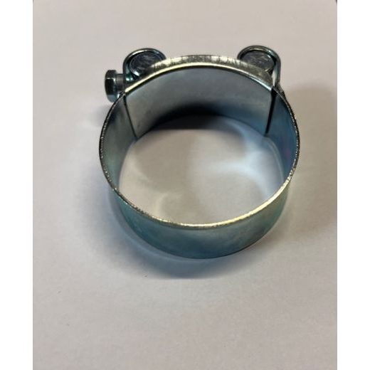 SPONA NA VÝFUK S KLOUBOVÝMI SVORNÍKY Z POZINKOVANÉ OCELI Ø 44 - 47 MM