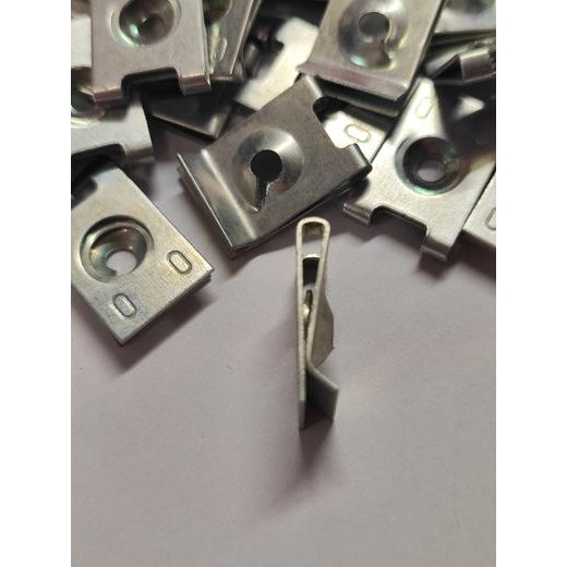 NORMFEST KAROSÁŘSKÁ MATICE 3,5MM