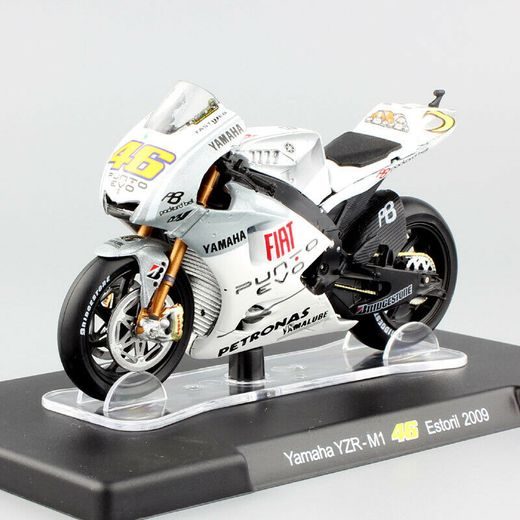MAISTO YAMAHA YZR-M1 ESTORIL 2009 VALENTINO ROSSI 46 1:18