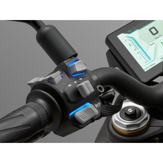 QJ MOTOR SRK 550 EURO 5 BLUE