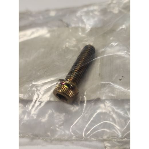 BENELLI ŠROUB R90750422B M5X0,8X18