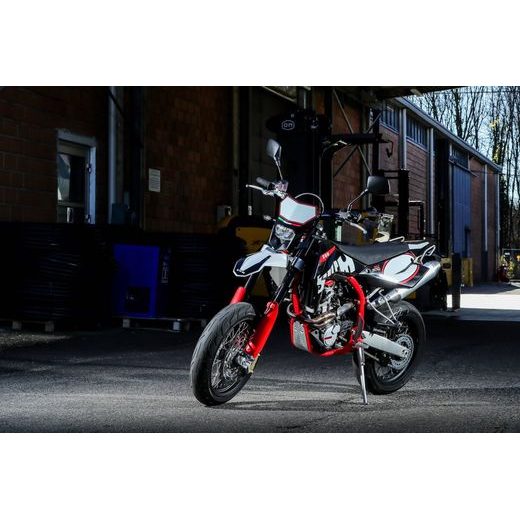 SWM SM 500 R EURO 5 BLACK/RED