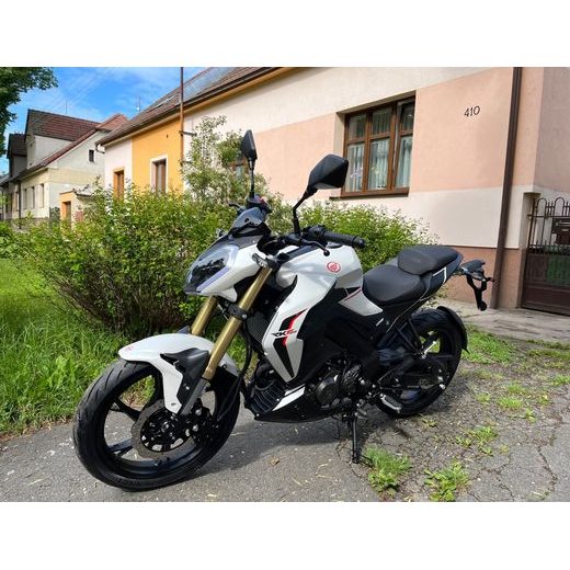 KEEWAY RKF 125 EURO 5 YELLOW