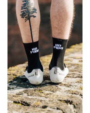 Cyklistické ponožky Bajk je láska No Pain No Pivo – čierne