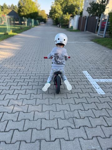 Dětská mikina Kolo je láska Svět potřebuje víc cyklistů - modrá