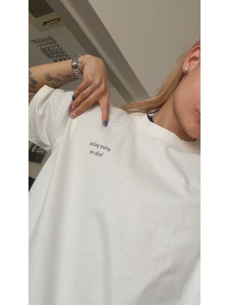 T-shirt La bici e amore Il lavoro può aspettare, la bici no unisex oversize - crema