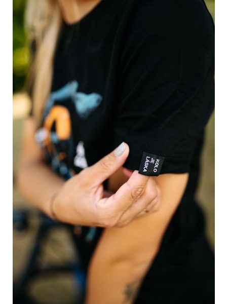 Tričko Kolo je láska Série cyklistů Královna pelotonu - unisex - černá