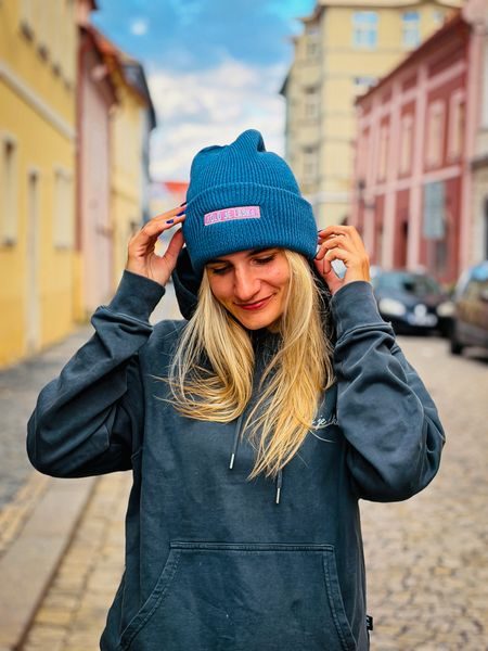 Zimná čiapka Bajk je láska Pink Love - modrá