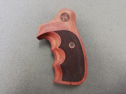 Střenky KSD Smith & Wesson N rám round butt rosewood s logem