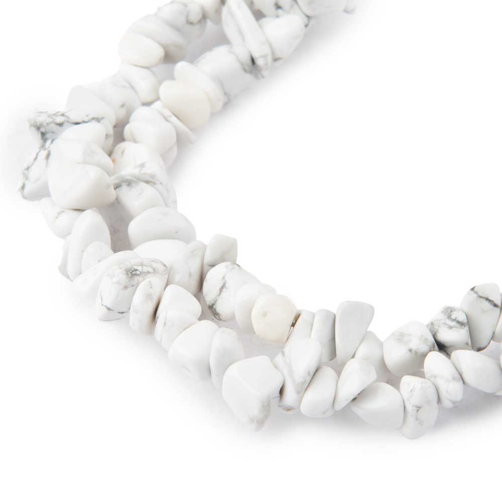 Zlomky z minerálu Howlit 80cm - 3 ks