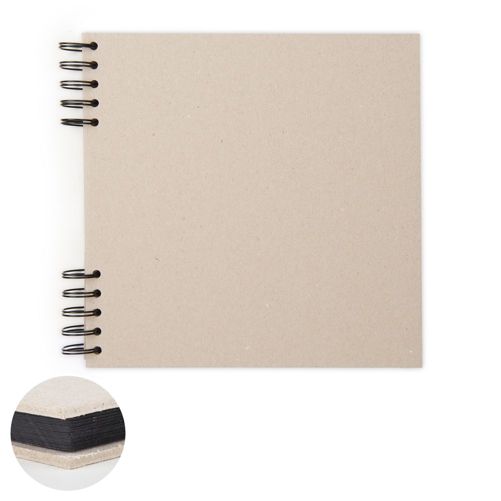 Sprapbookové kroužkové album na výšku 24 listů 22x22cm v přírodní barvě s černým papírem 300g/m² - 1 ks