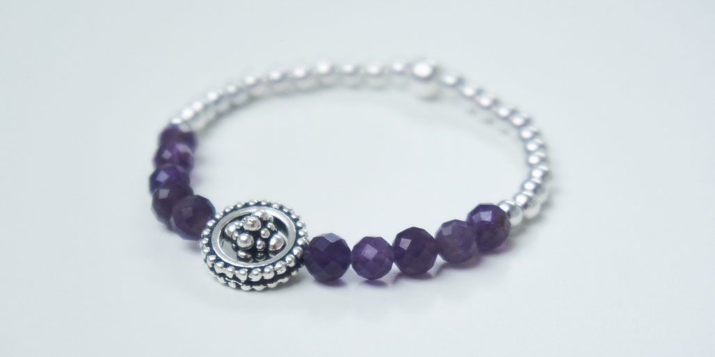 Návod na výrobu elegantního náramku s broušenými minerály 5