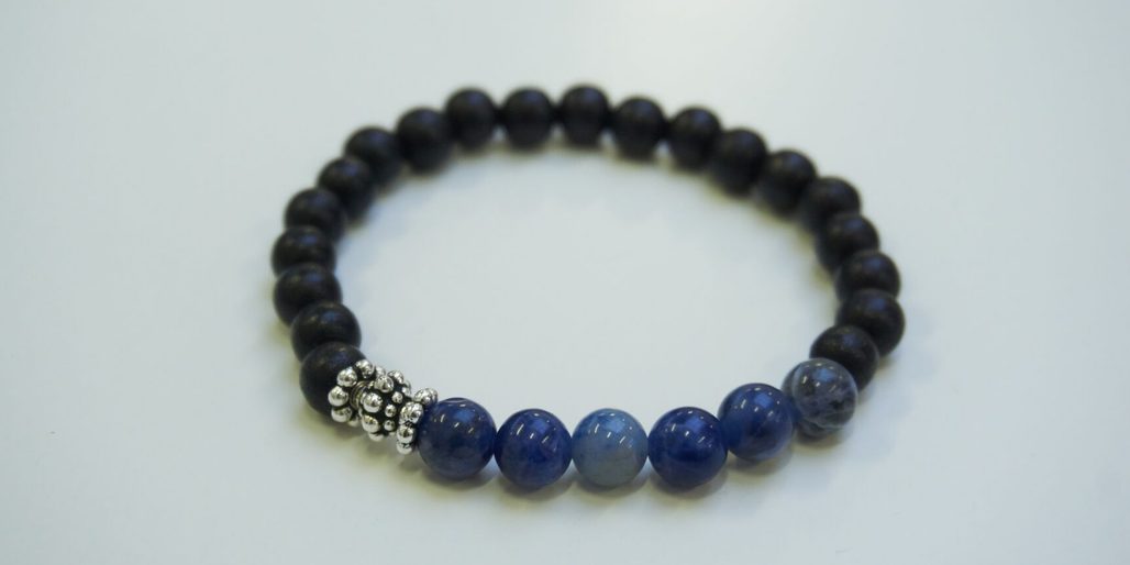 Návod na výrobu pánského náramku s minerály a TierraCast komponenty 3