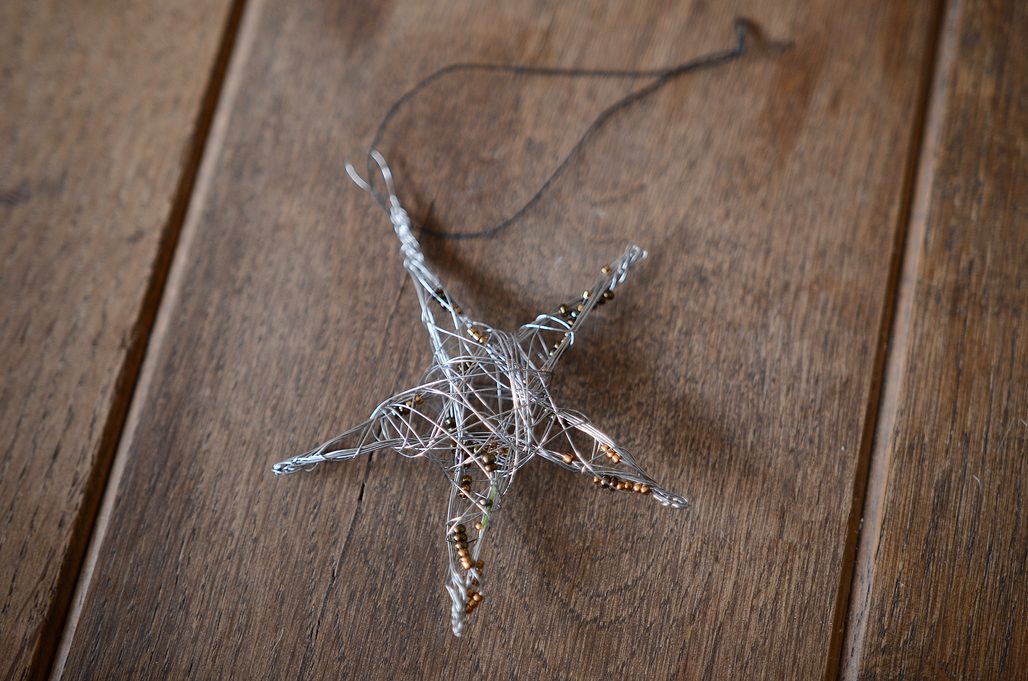 Návod na výrobu drátěné hvězdy