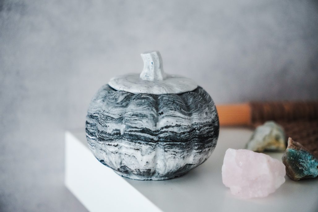 Návod na výrobu Jesmonite dýně