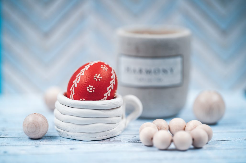 Návod na výrobu kalíšku ze samotvrdnoucí hmoty