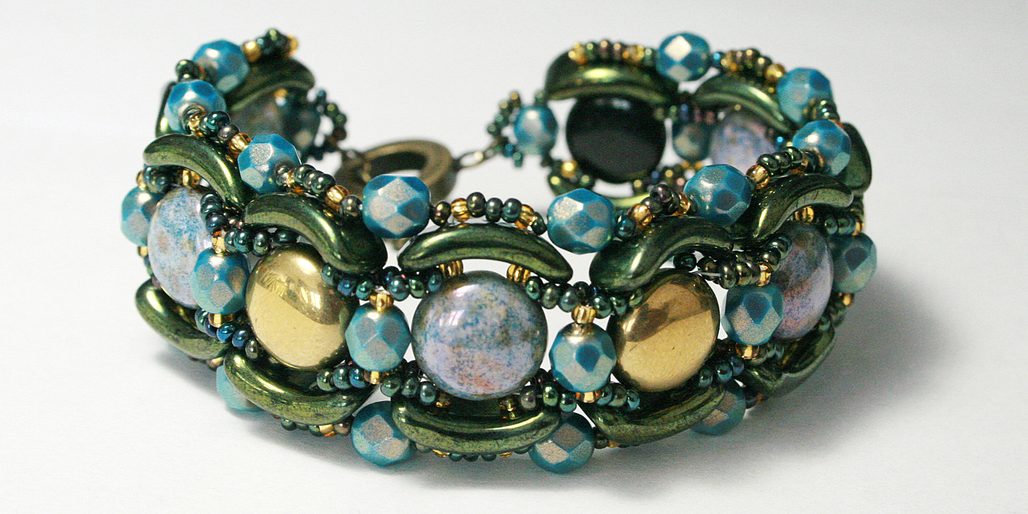 Návod na výrobu elegantního náramku z PRECIOSA Bow™