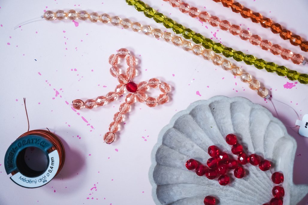Mašlička z korálků