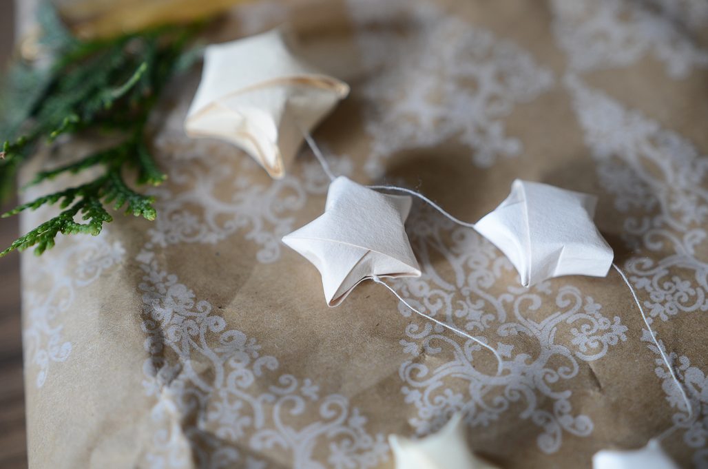 Návod na výrobu dekorativních hvězdiček