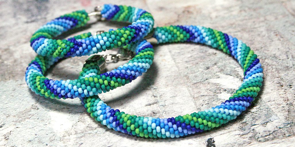 Návod na výrobu sady šperků z háčkovaných dutinek