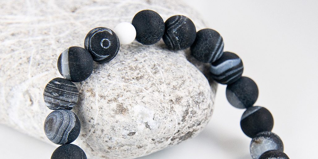 Návod na výrobu pánského náramku s lebkou