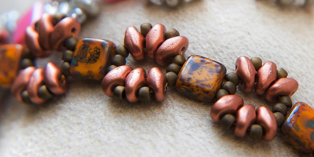 Návod na výrobu náramku Matubo Liči