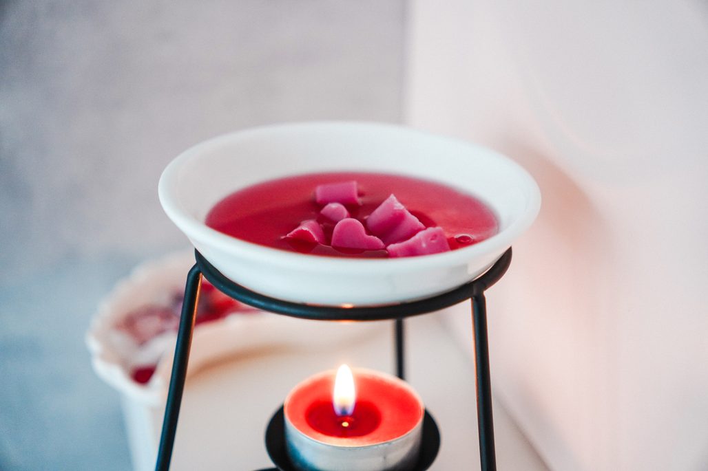 Návod na výrobu vonných vosků ve tvaru srdíček