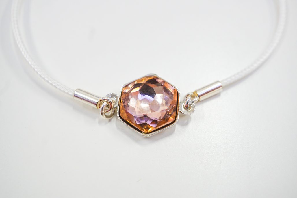 Náramek se SWAROVSKI raz-dva