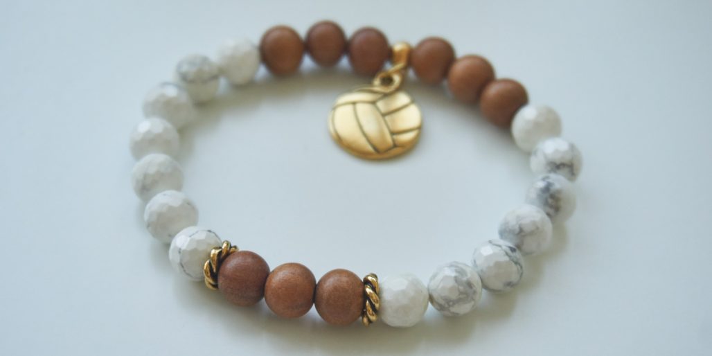 Návod na výrobu náramku pro fanoušky volejbalu